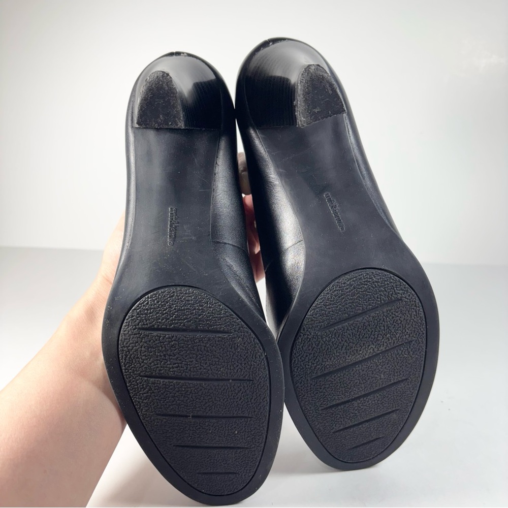 Elegant Black‎ Mary Jane Heels - Picture 5 of 6